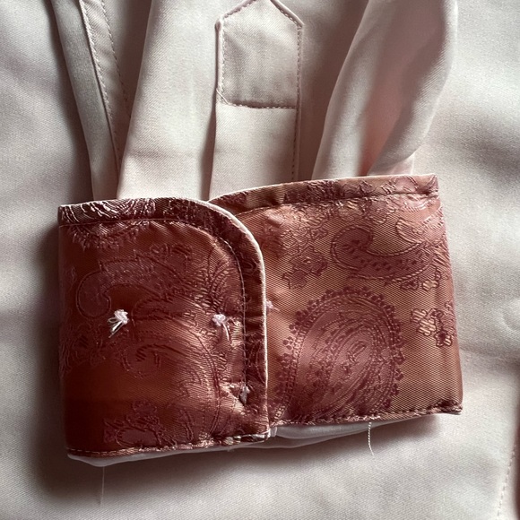 Consequence Men’s Small Pink Dress Shirt with Paisley Cuffs and Collar NWT - Picture 5 of 6